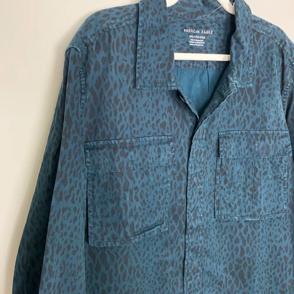 American Eagle Outfitters Blue Button Down Cheetah Animal Lightweight Jacket 2XL